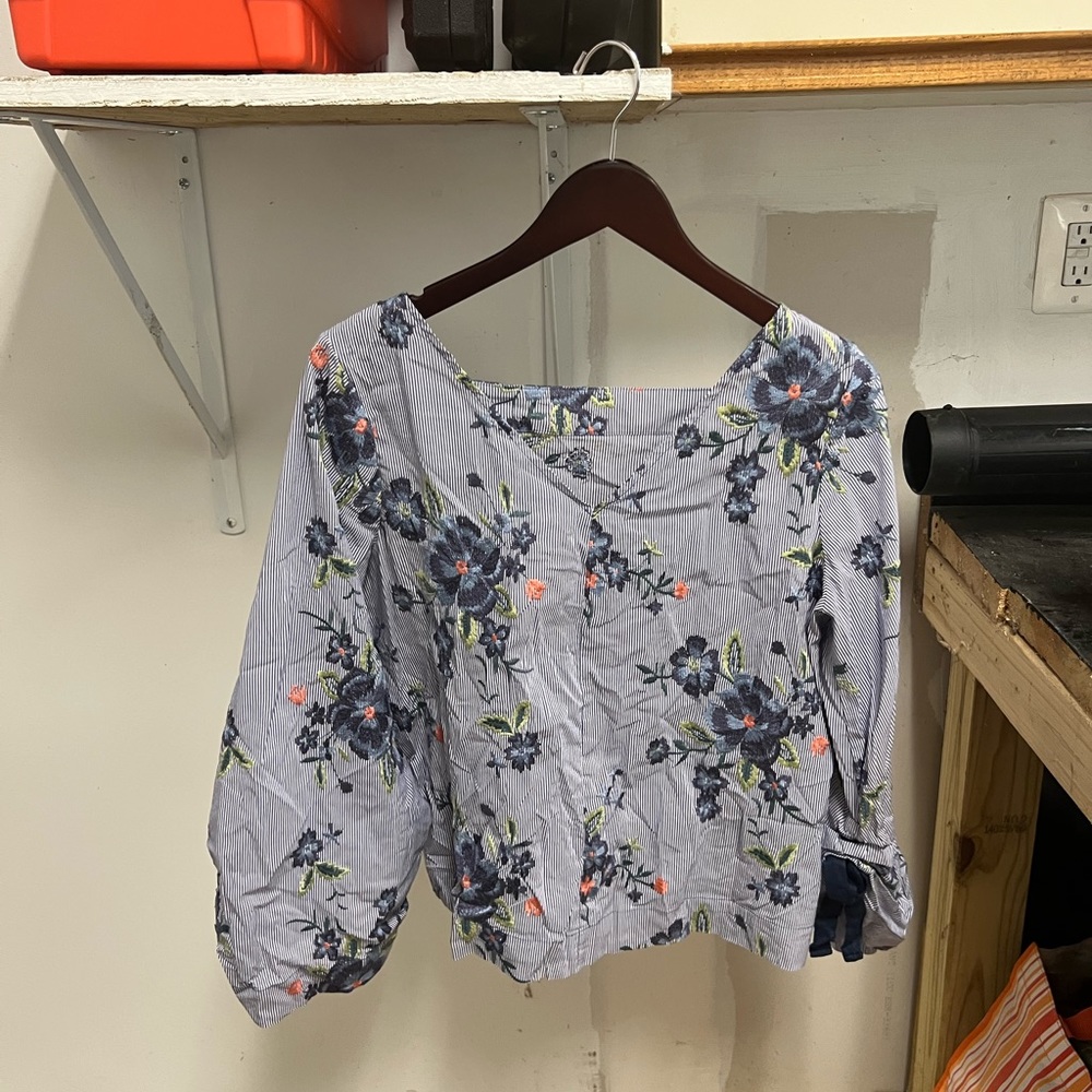 Long sleeve striped blouse with embroidered floral size medium